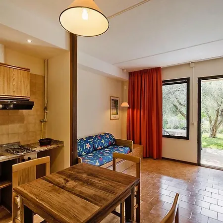 Holiday Villaggio Le Tre Isole San Feliciano Sul Trasimeno Peg011002 Cyb Apartman *